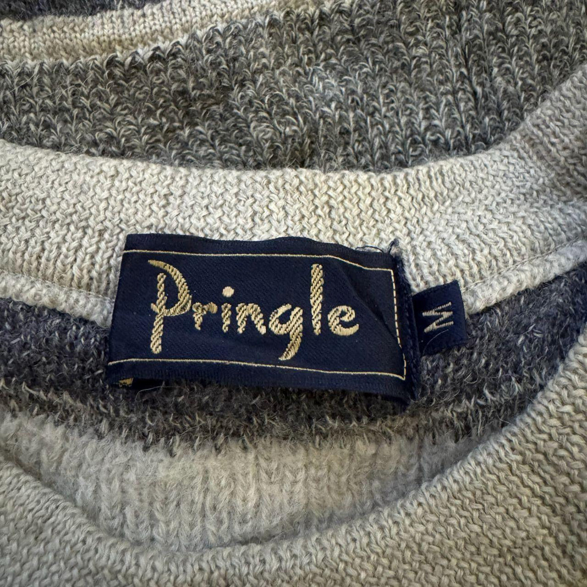 Vintage Pringle of Scotland Grey wool sweater Medium