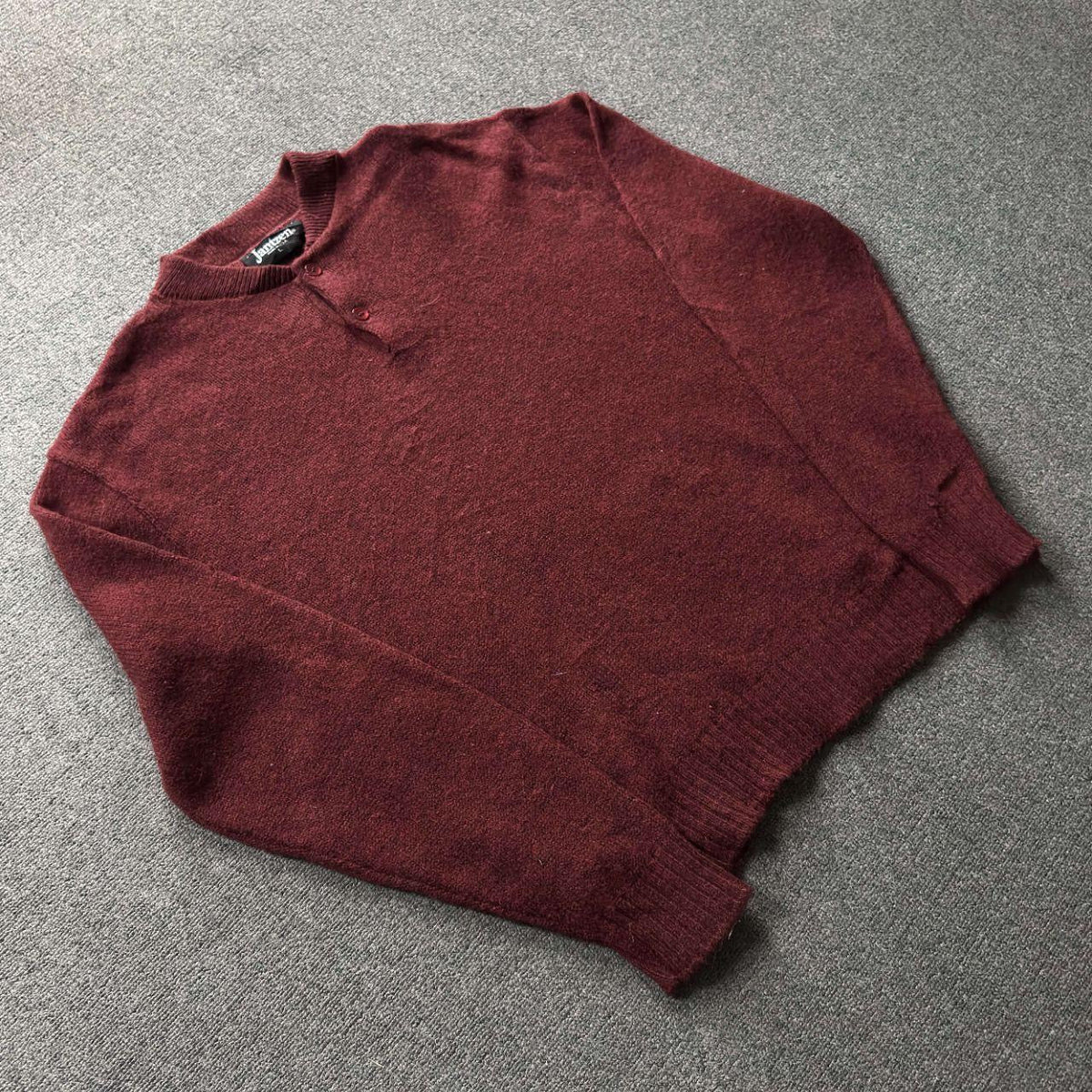 Vintage Jantzen Burgundy Wool Henley Sweater - L