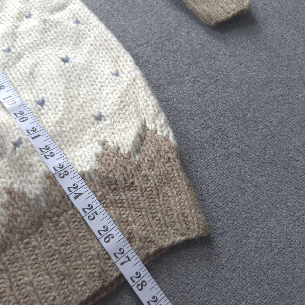 Vintage Rare Icelandic Lopapeysa Cream Wool Sweater Size M