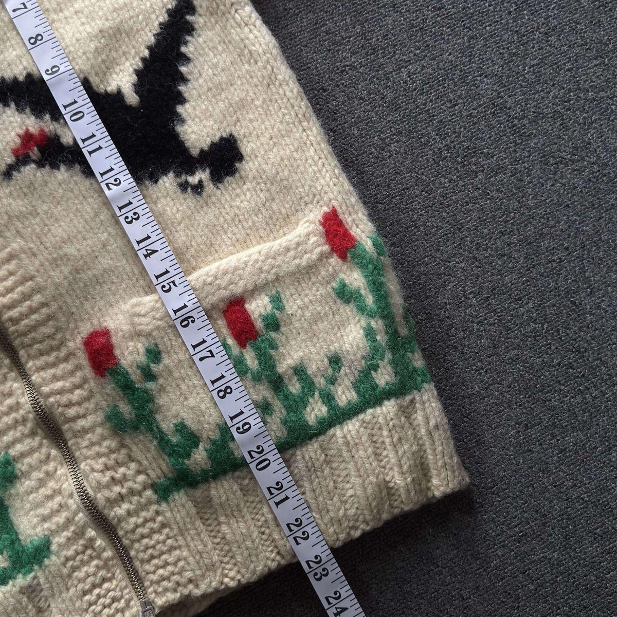 Vintage 1950s Hand-Knit Cowichan Wool Cardigan - M