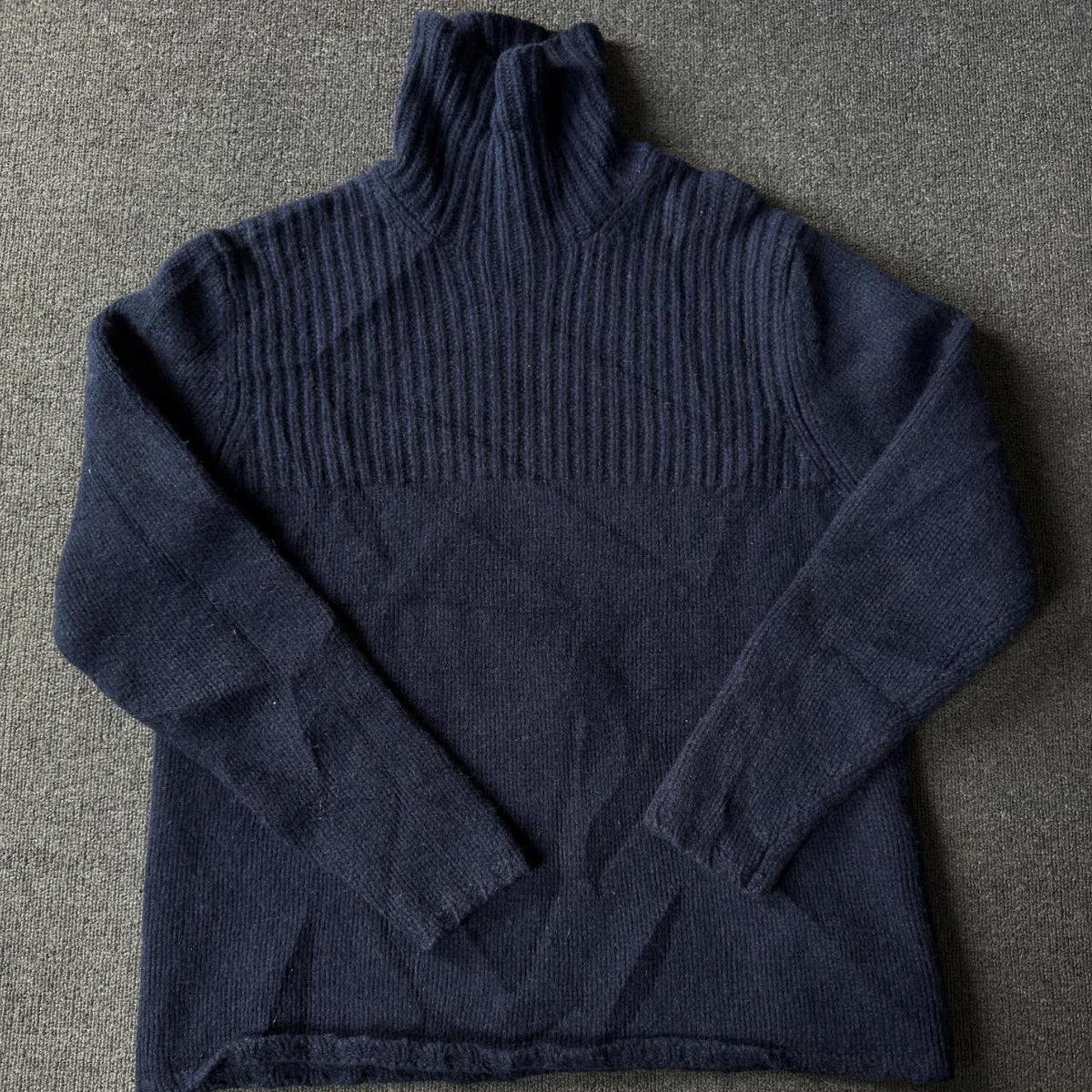 Gap Vintage 100% Lambswool Turtleneck Sweater - Navy Blue (Size M)