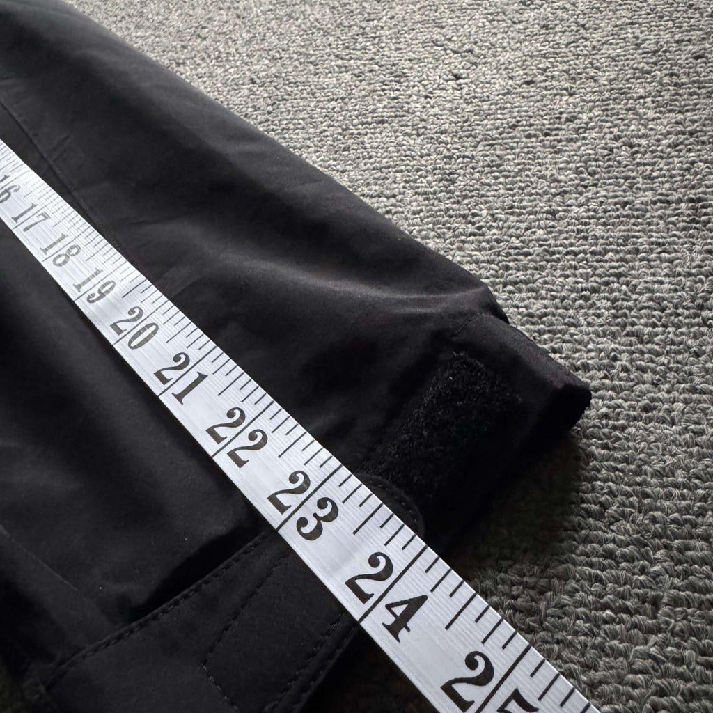 2000s Columbia Black waterproof goretex shell Jacket