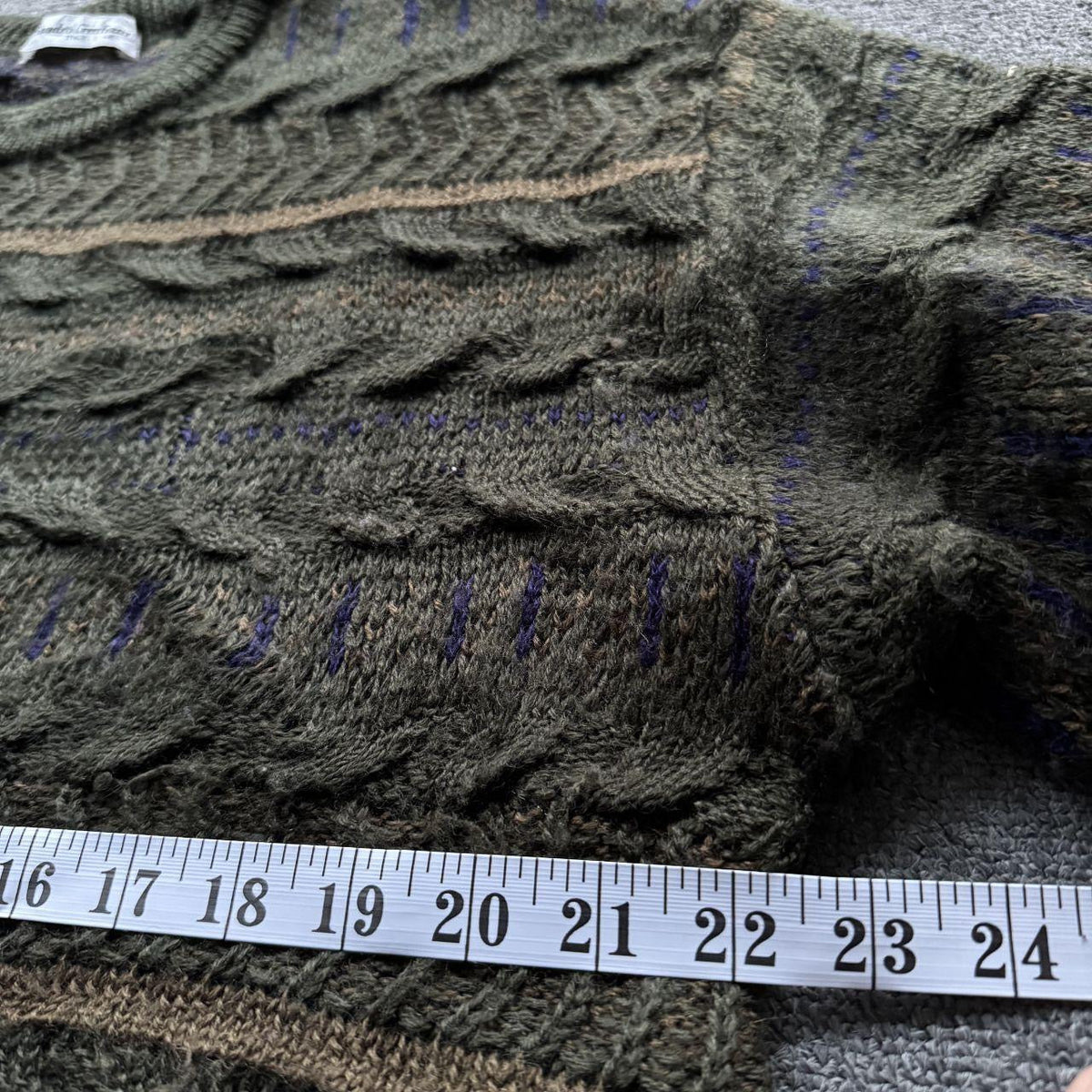 90s Vintage Sandro Giuliani Italian Wool Sweater Size M