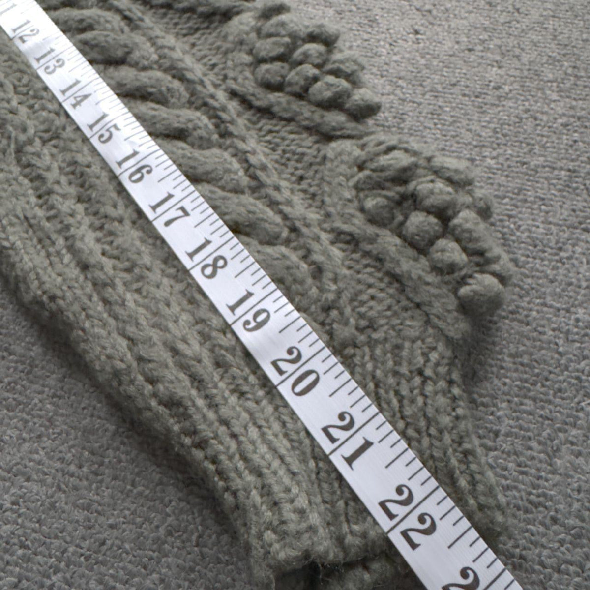 Vintage 90s Olive Green Wool Sweater Size M