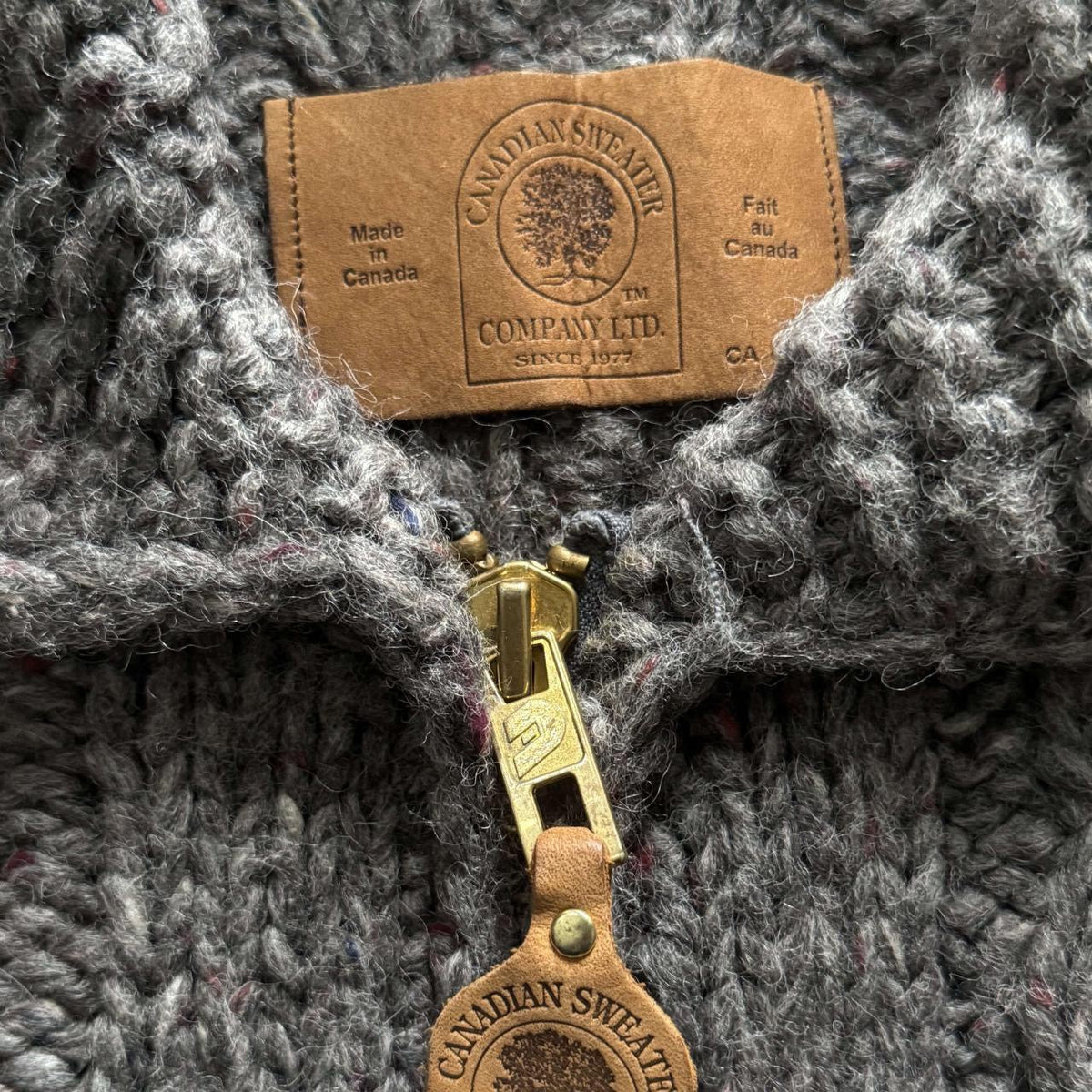 Vintage 80s Canadian Sweater Company Cowichan Style Wool Zip Up Sweater L