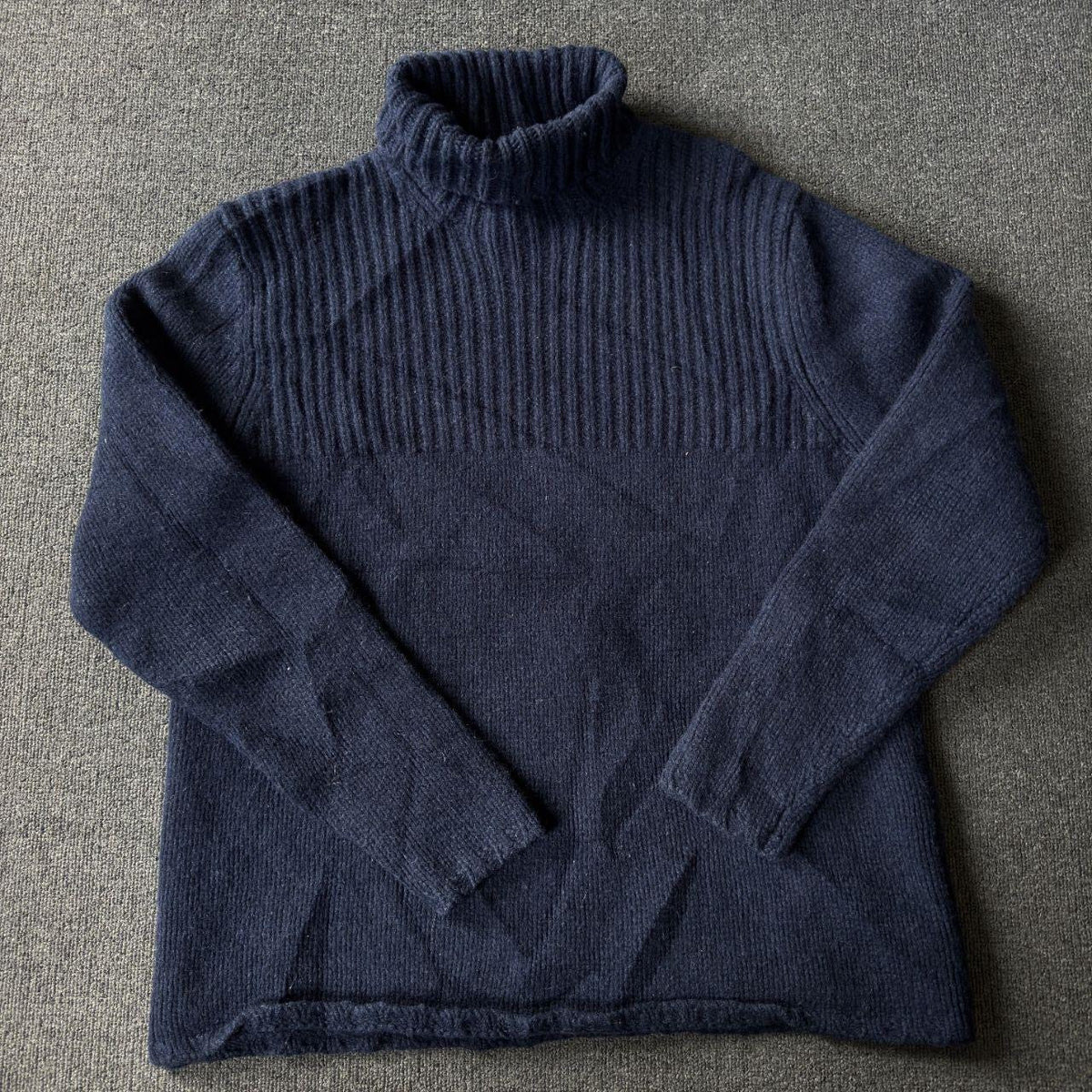 Gap Vintage 100% Lambswool Turtleneck Sweater - Navy Blue (Size M)