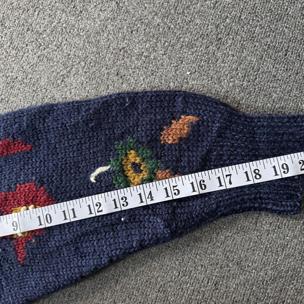 90s Vintage Queens Gate Navy Sweater Size L
