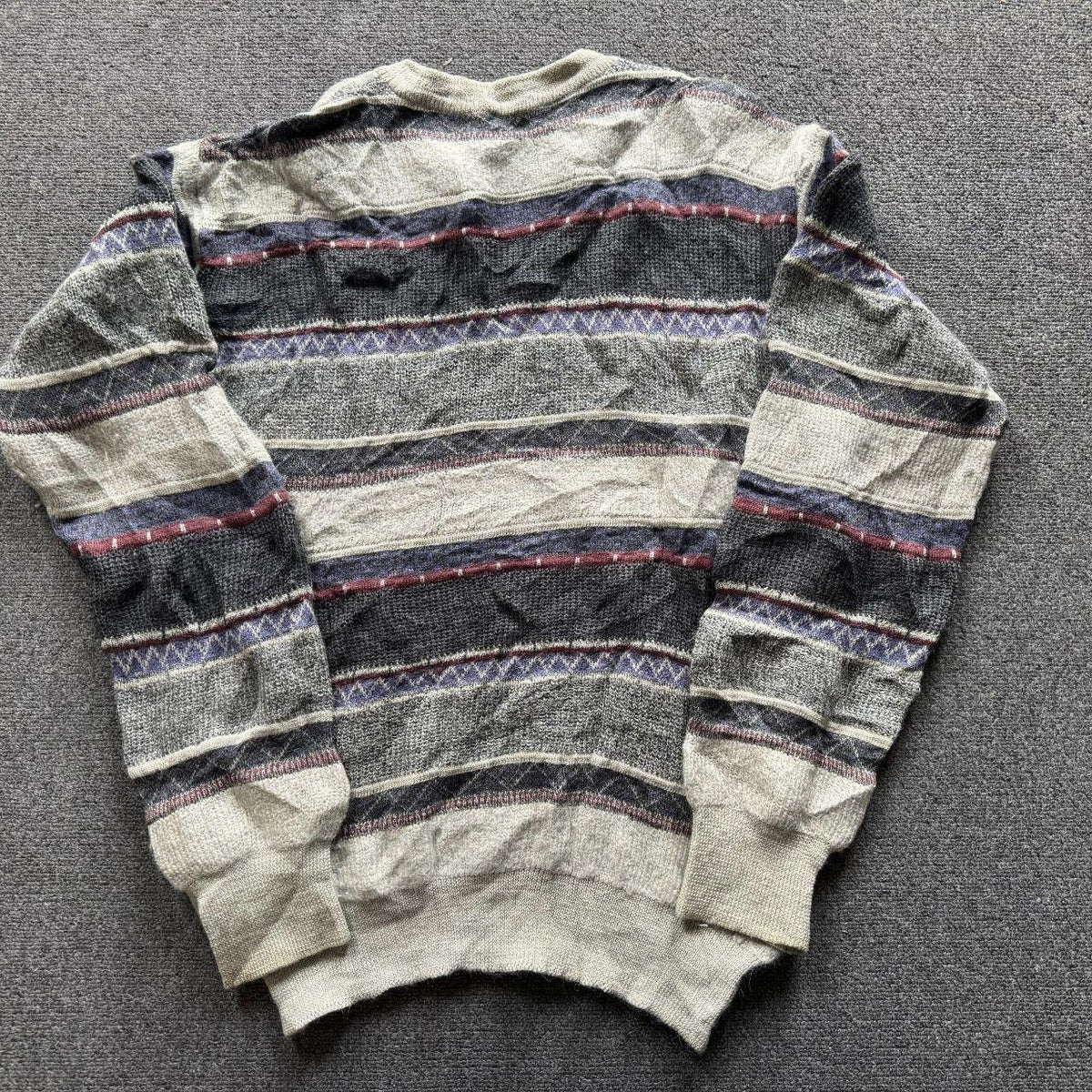 Vintage Pringle of Scotland Grey wool sweater Medium