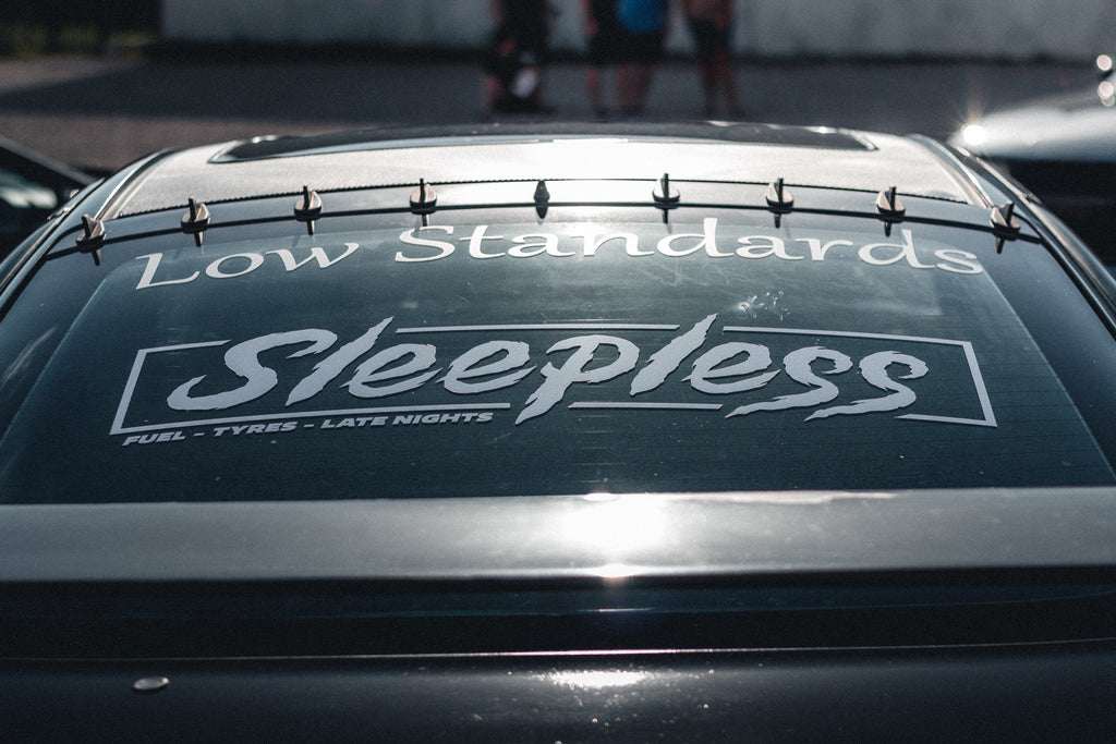 Sleepless Car Rear Window Banner (Box Style)
