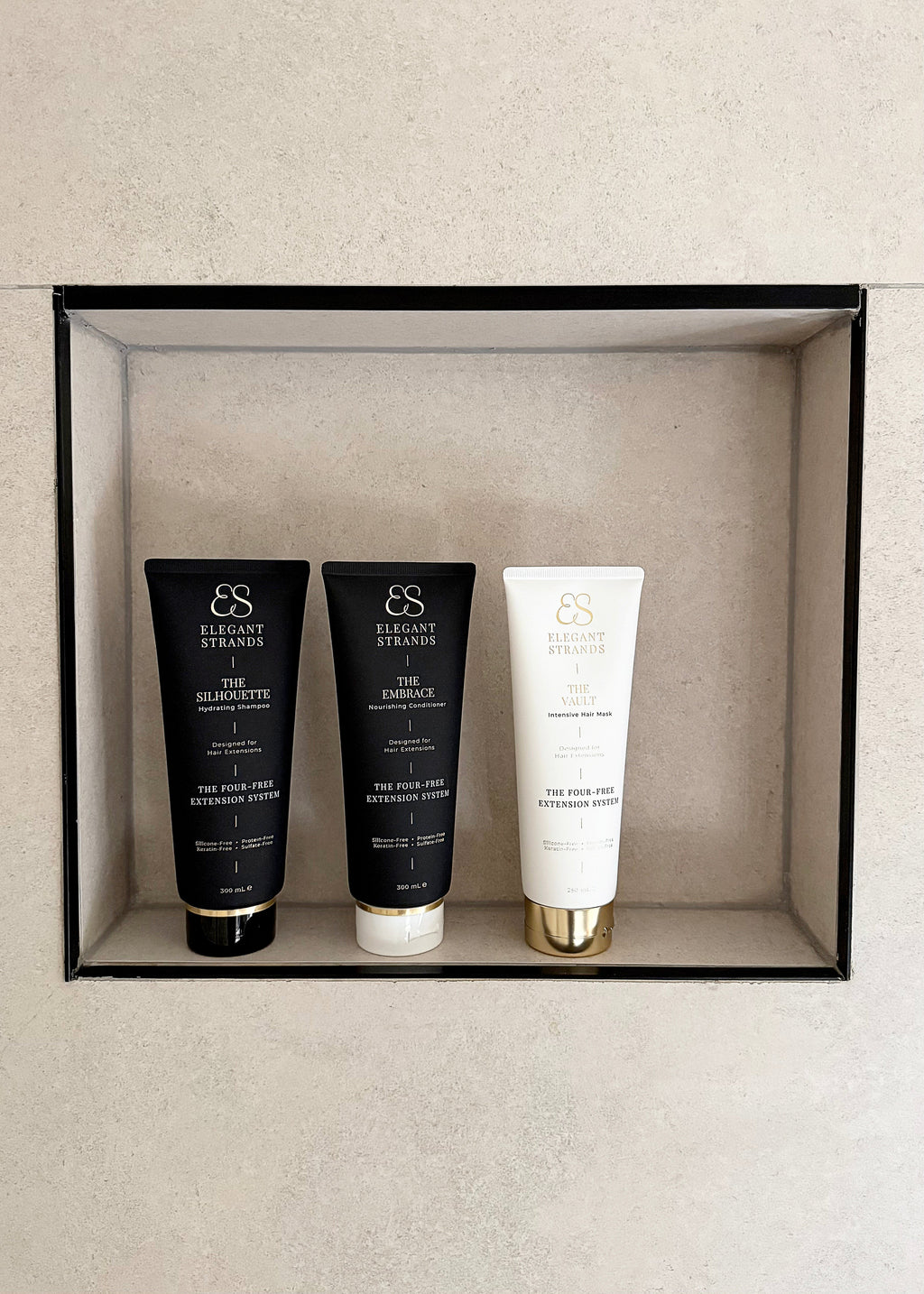 Anti-Frizz Shampoo for Hair Extensions | The Silhouette